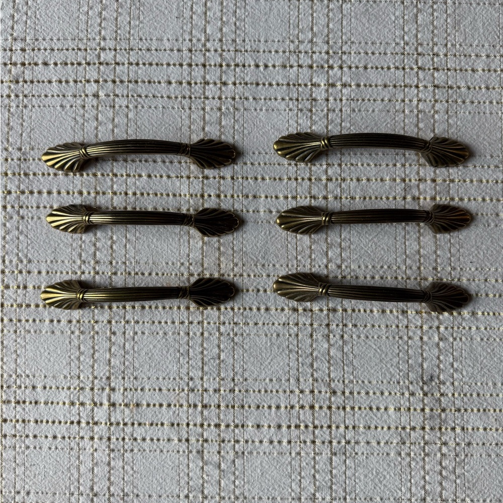 Beautiful vintage Set of 6 Antique Brass Drawer Pulls - several sets available
